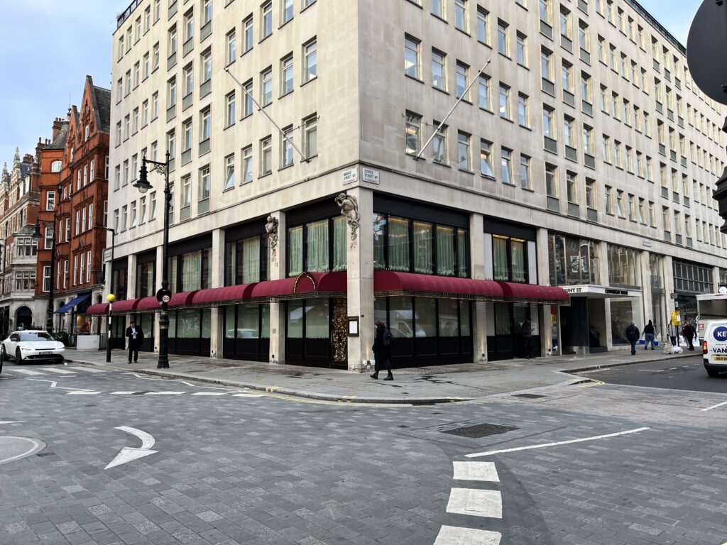 New Curtain Walling Project for a Luxury Restaurant in Central London
