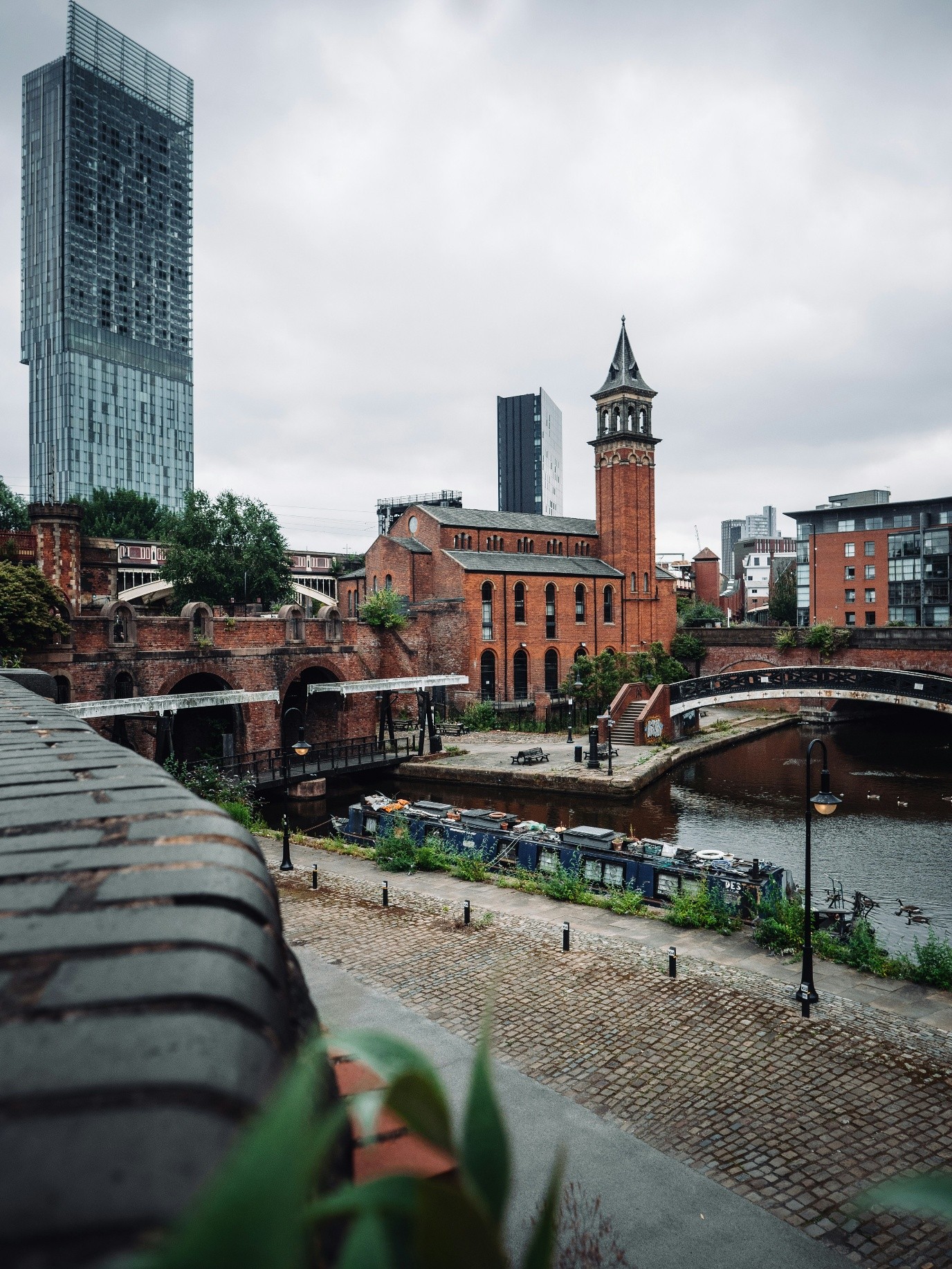 Advanced Glass full facade package services in manchester