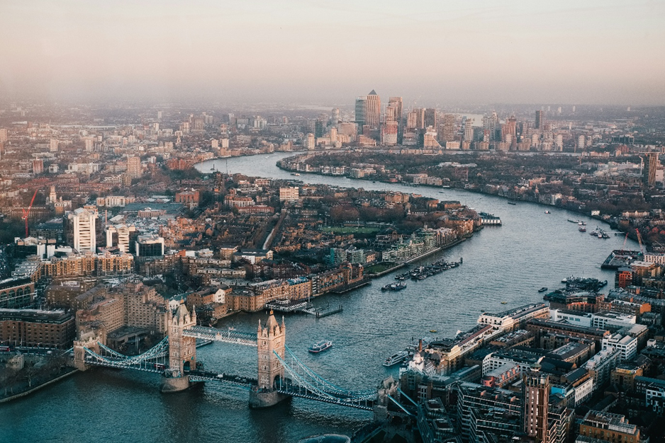 Advanced Glass full facade package services in london