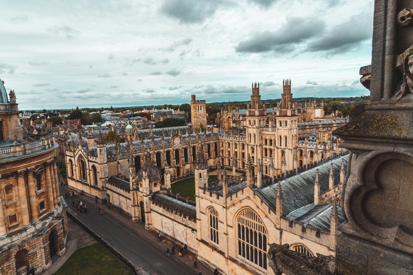 Advanced Glass full facade package services in oxford